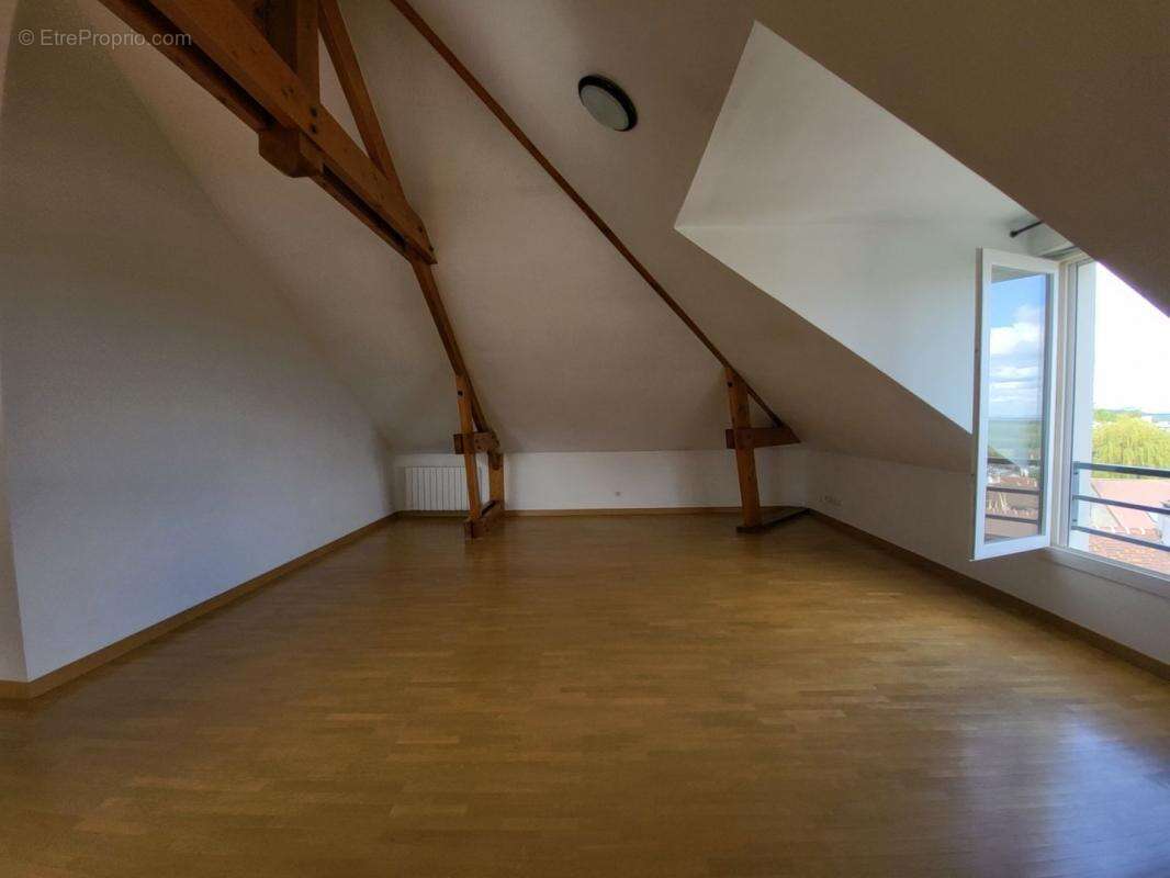 Appartement à CHAMBOURCY