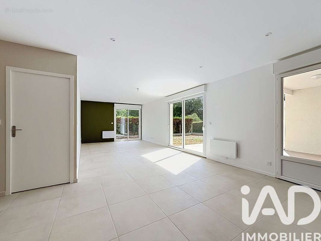 Maison 95 m² à Castelnau-De-Medoc  - photo 4