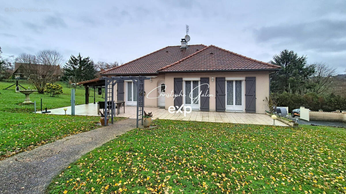 Maison à PEYRAT-DE-BELLAC