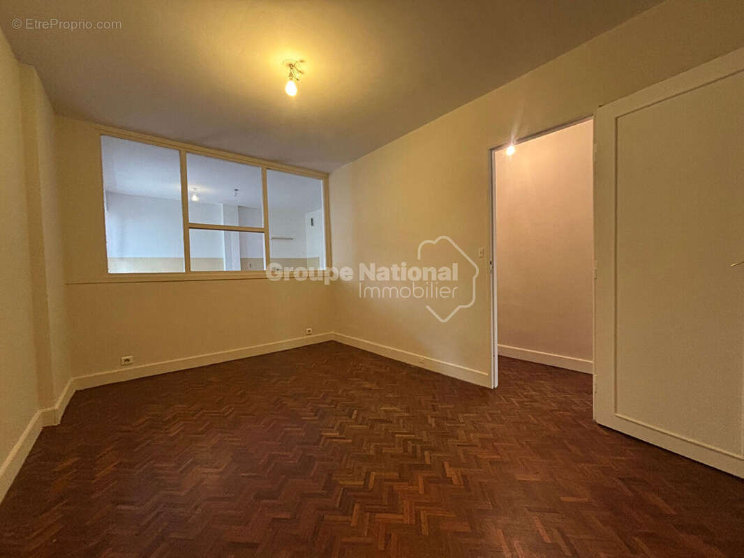 Appartement Versailles 4 pièce(s) 118.9 m2 - photo 5
