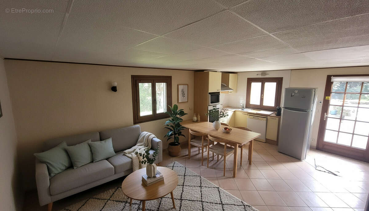 Maison à TOMINO