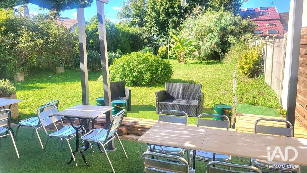 Photo 8 - Commerce à FREPILLON