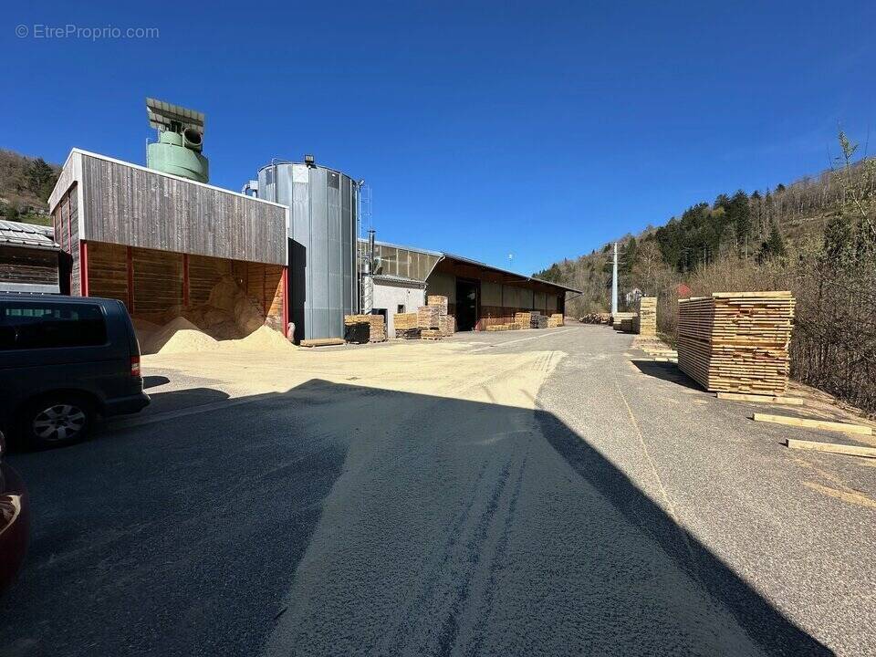 Autre à LA BRESSE
