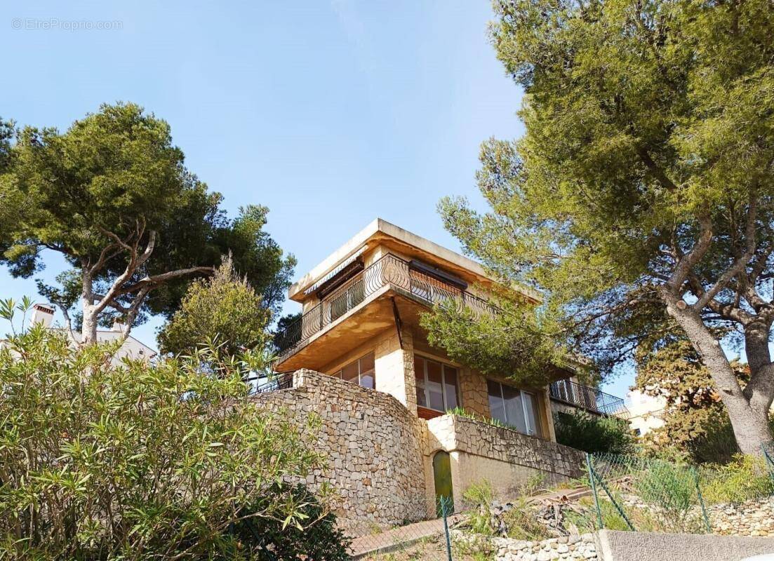 Maison à CARRY-LE-ROUET