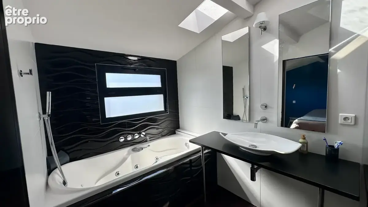 Maison à vendre 7 pièces MARTIGNAS SUR JALLE (33) - photo 6