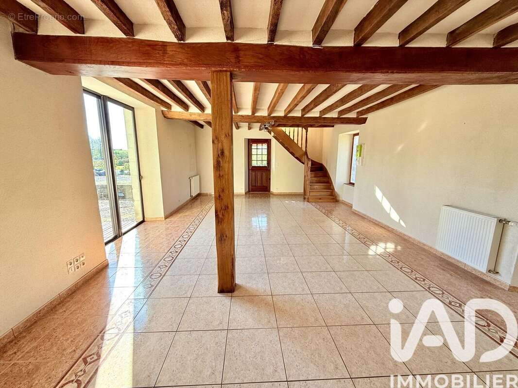 Maison 146 m² à Chemere-Le-Roi  - photo 7