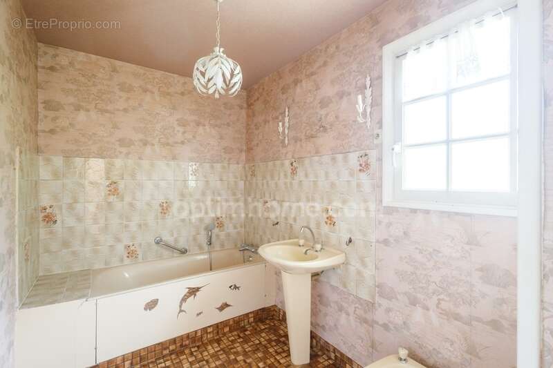 Maison à PONT-L'EVEQUE