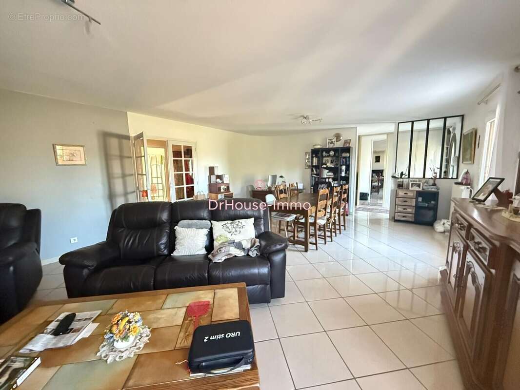 Maison à ARTIGUES-PRES-BORDEAUX