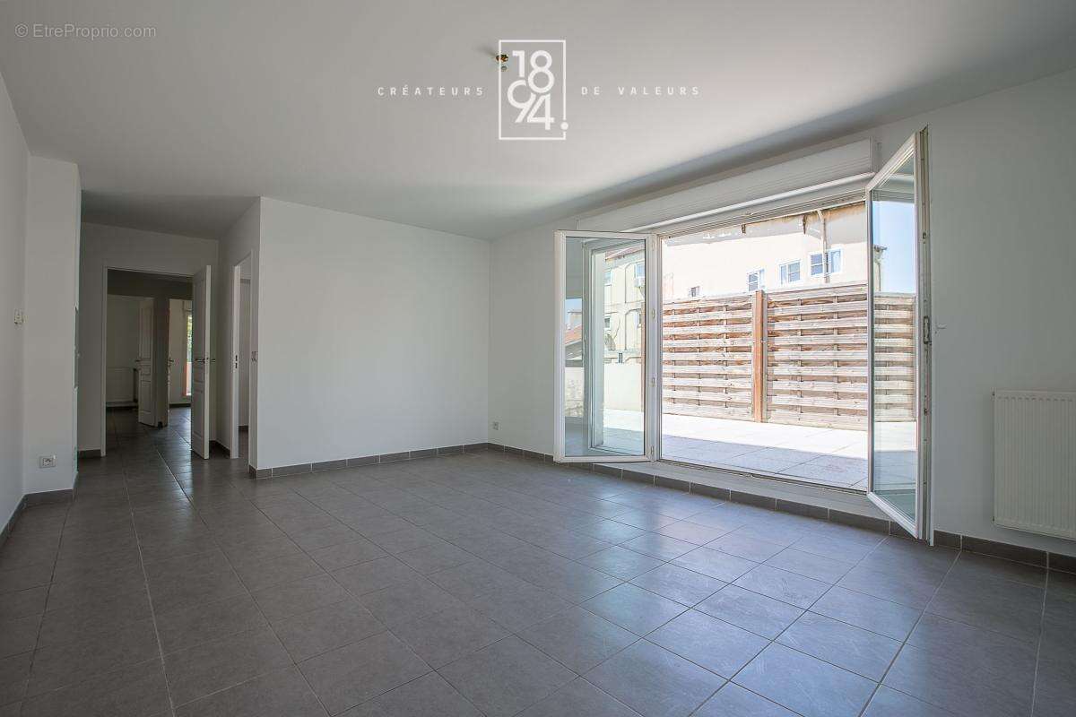 Appartement à MARSEILLE-10E