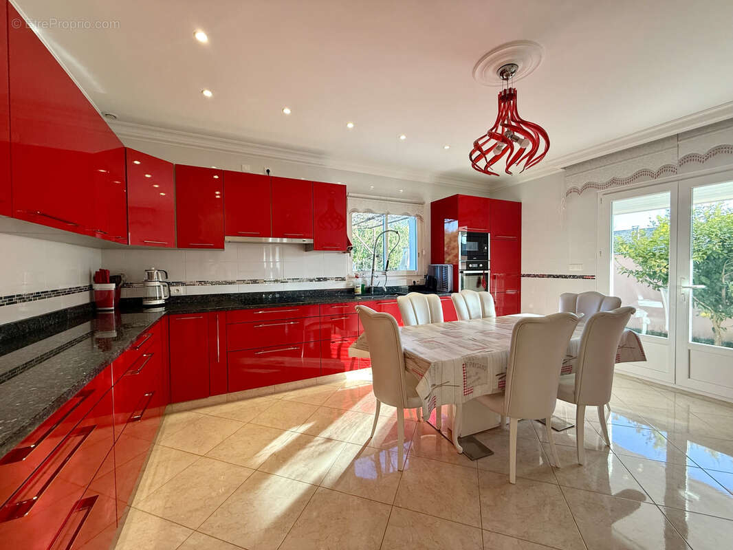 Maison à PIERRELATTE