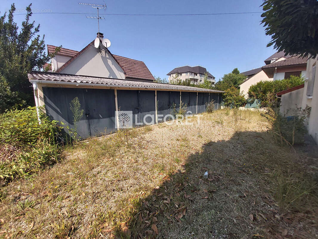 Maison à VILLEMOMBLE