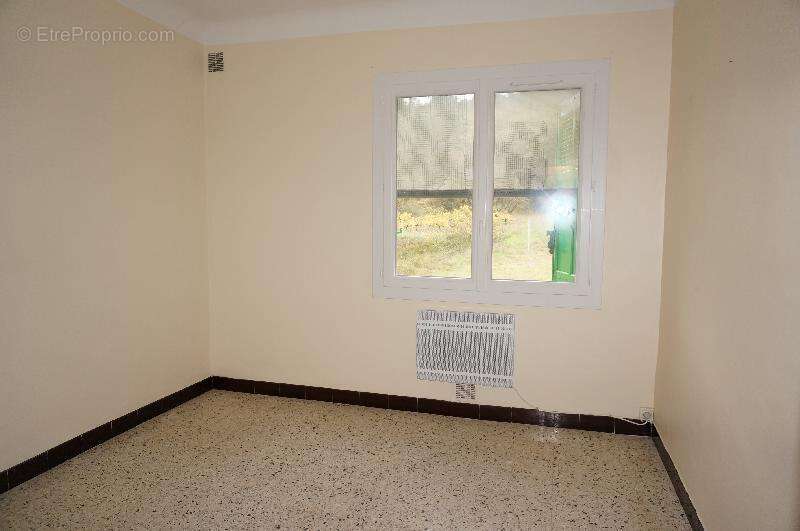 Maison à CHATEAUVERT