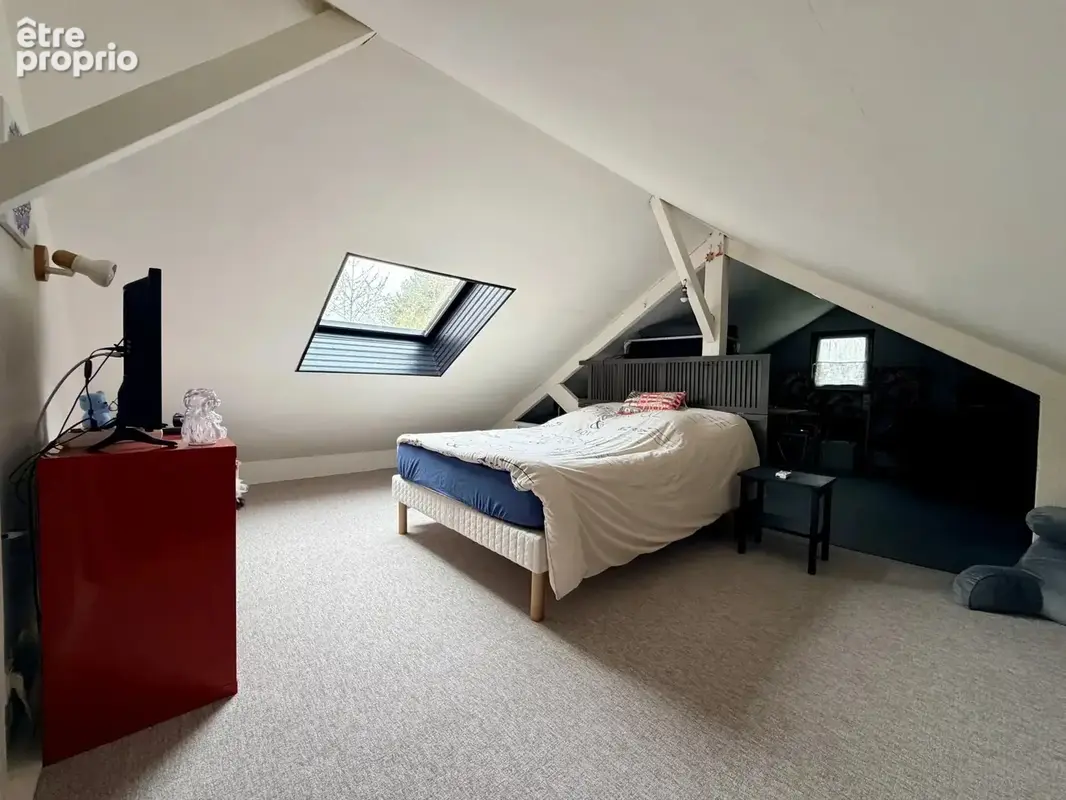 Grande maison dans Bernay - 5-6 chambres - plus de 200m2 d'espace - sous-sol/carport - 808m2 - photo 16