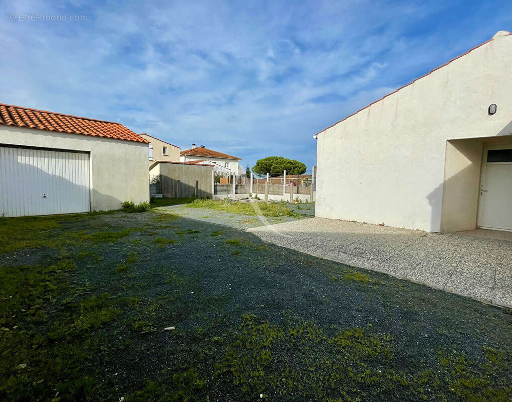 Maison à L&#039;AIGUILLON-SUR-MER
