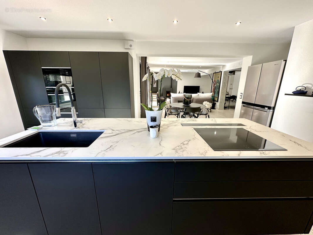 Maison à PLAN-DE-LA-TOUR