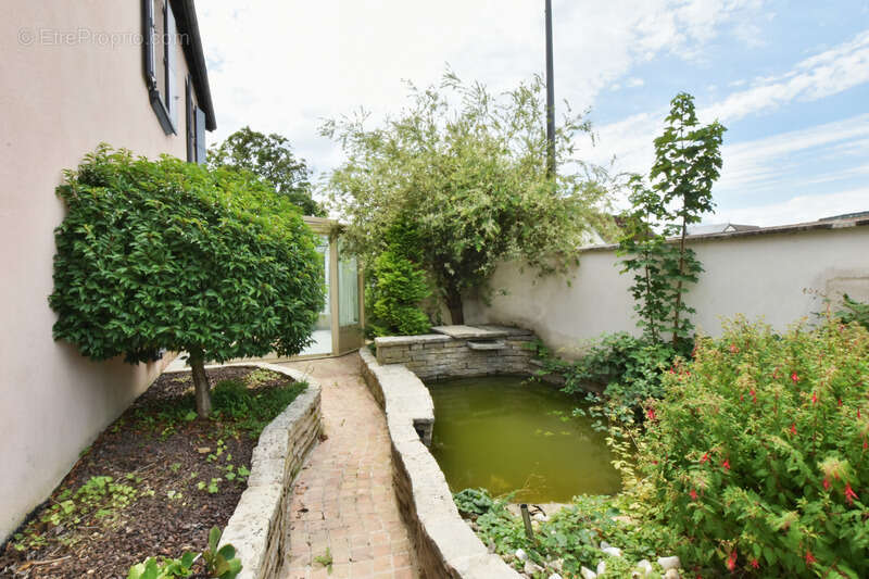 Maison à VOSNE-ROMANEE