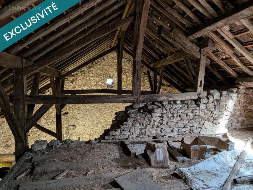 Maison 147 m² à La Chapelle-Sur-Furieuse  - photo 6
