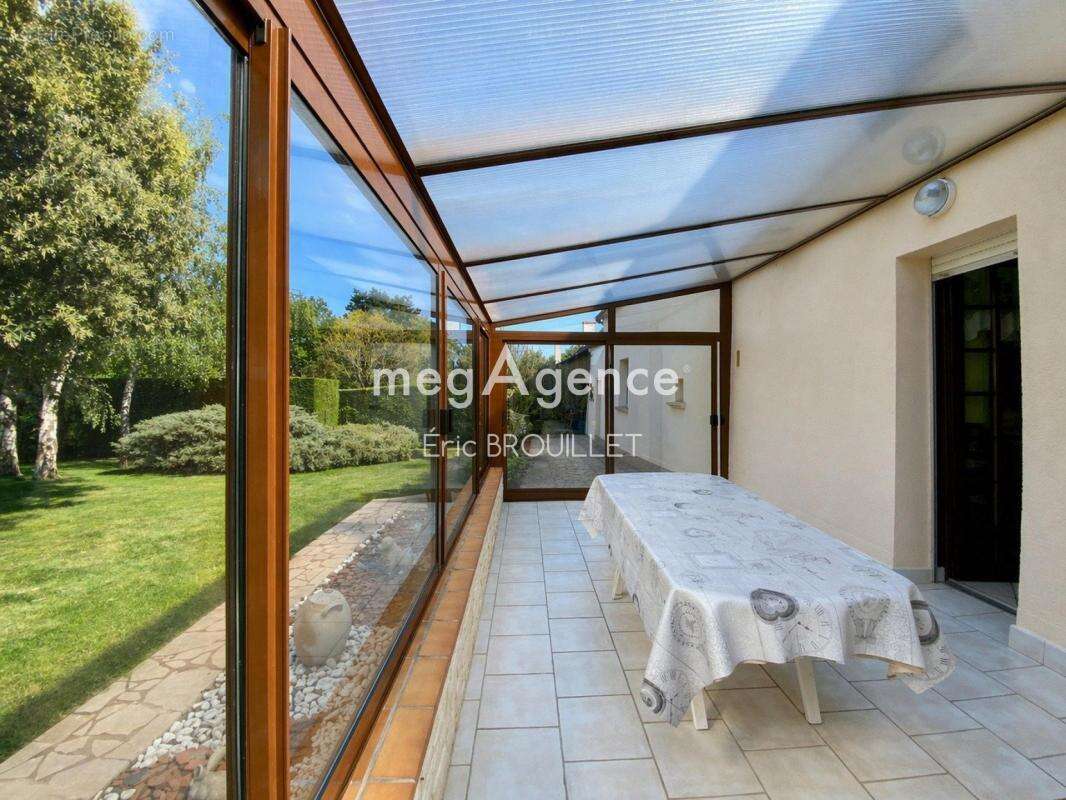 Maison avec dépendances et terrain jusqu’à 6 ha - photo 4