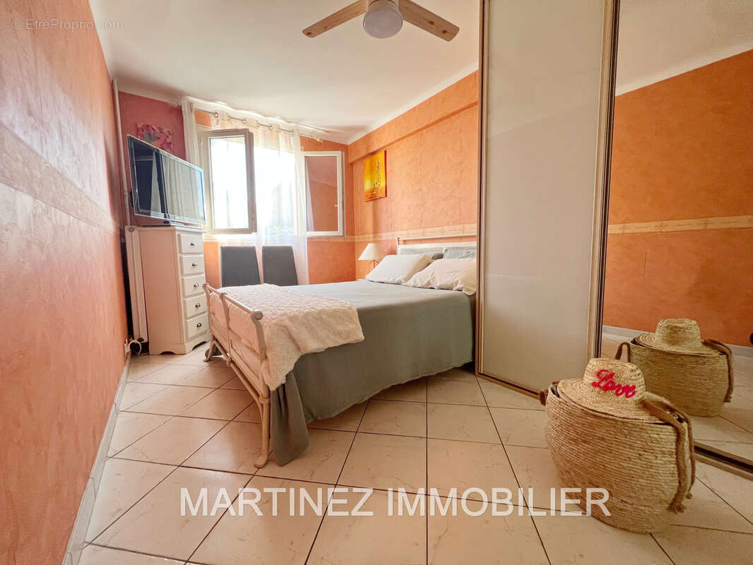 Appartement à SAINT-LAURENT-DU-VAR