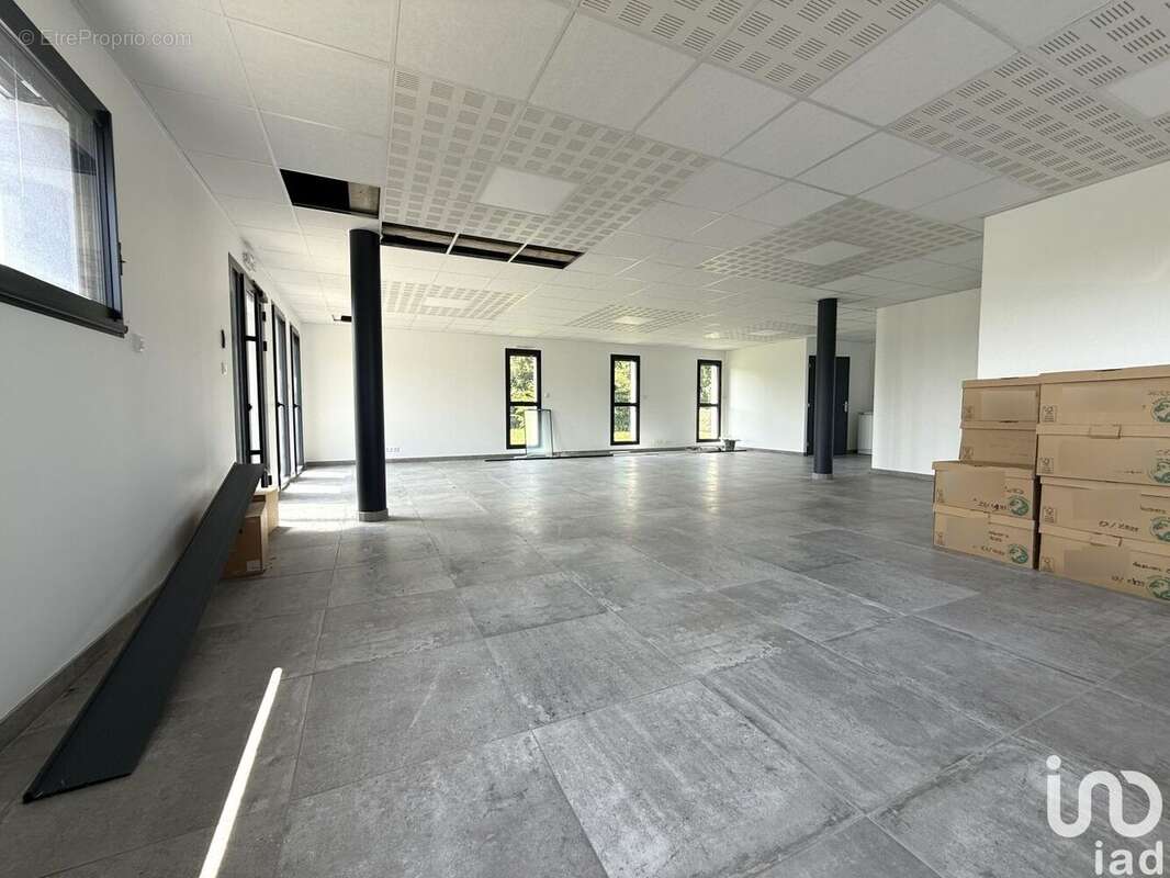 Commerce 195 m² à Lieurey  - photo 7