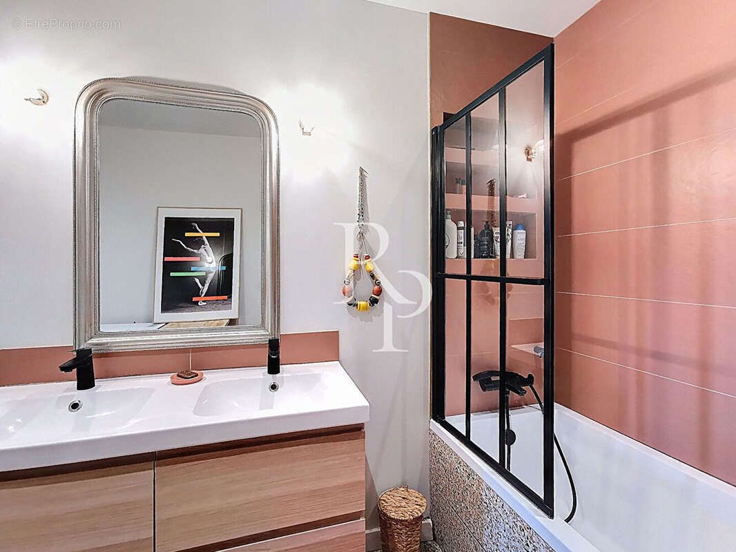 Appartement à LYON-5E