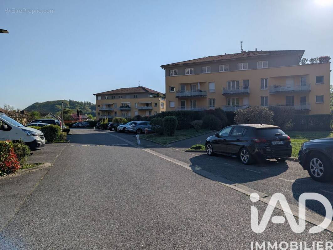 Photo 1 - Appartement à VARCES-ALLIERES-ET-RISSET