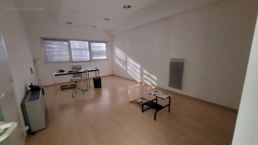 Commerce à LA ROCHE-SUR-YON