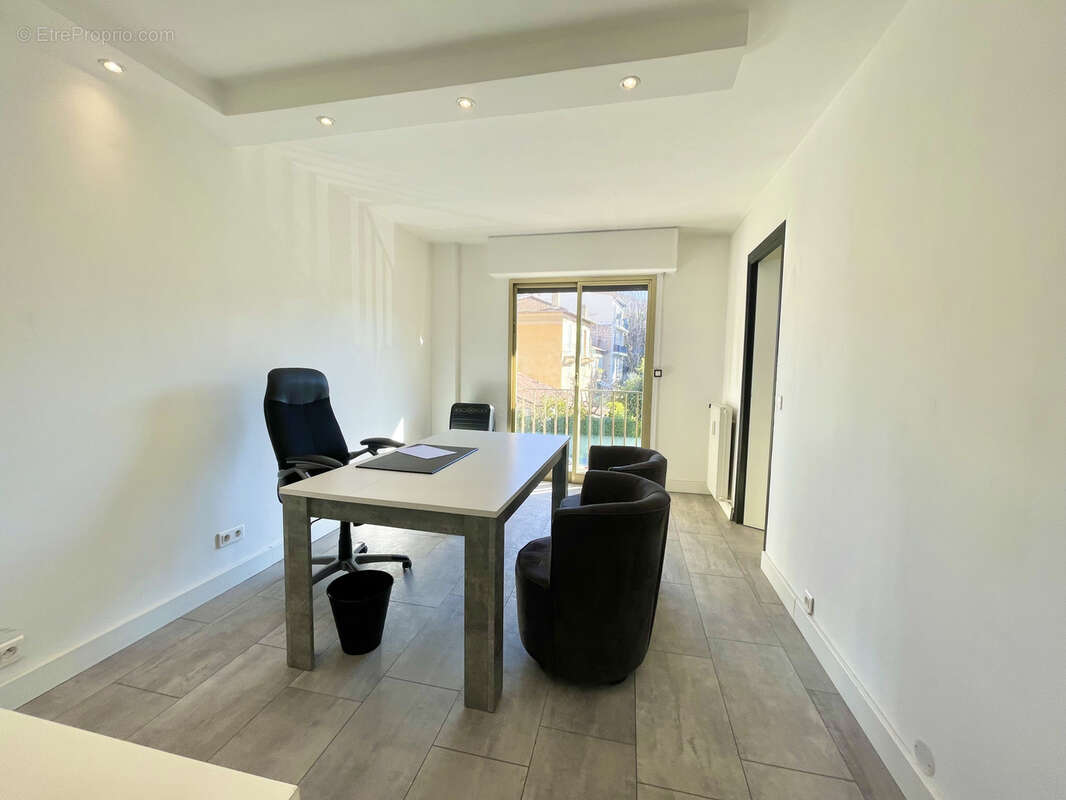 Appartement à LE CANNET