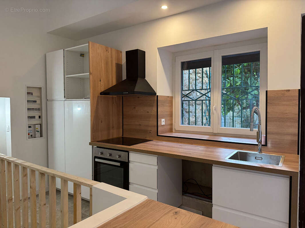 Maison à THEZAN-LES-BEZIERS