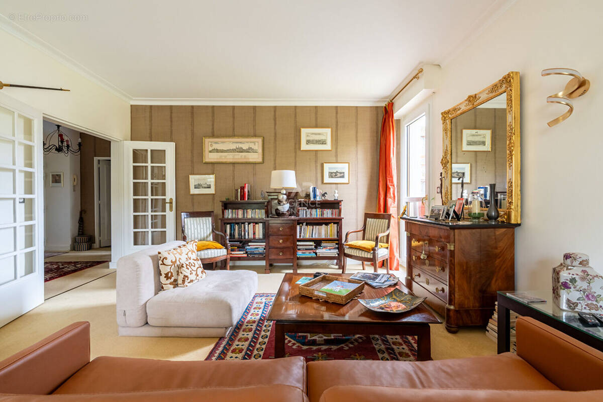 Appartement à MAISONS-LAFFITTE