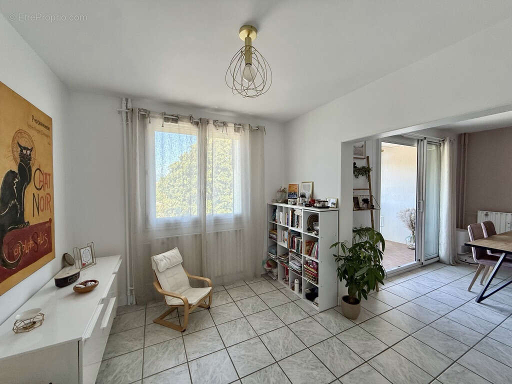 Appartement à BOURG-LES-VALENCE