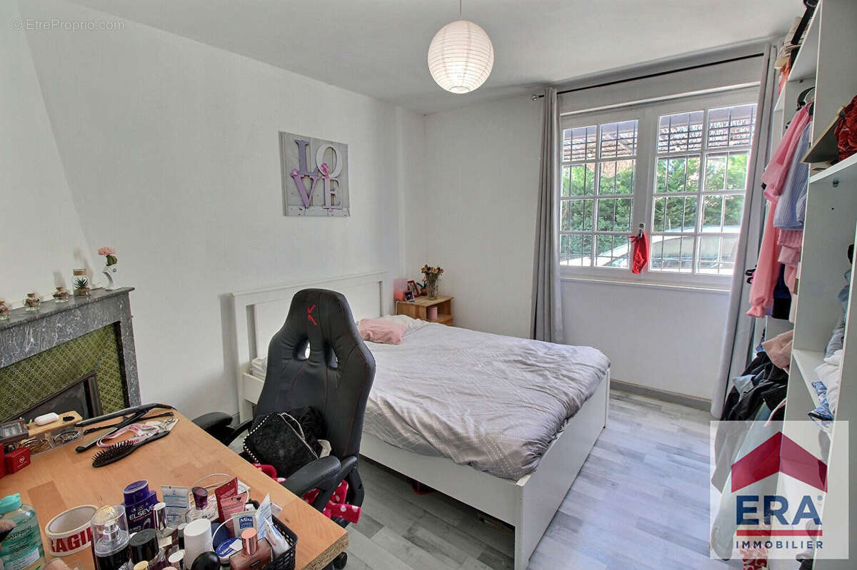 Maison à BAGNOLS-SUR-CEZE