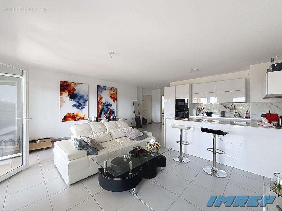 Appartement à MARSEILLE-13E