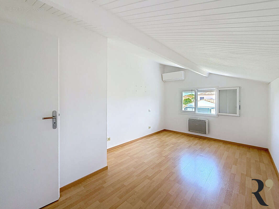 Maison à SAINT-ORENS-DE-GAMEVILLE