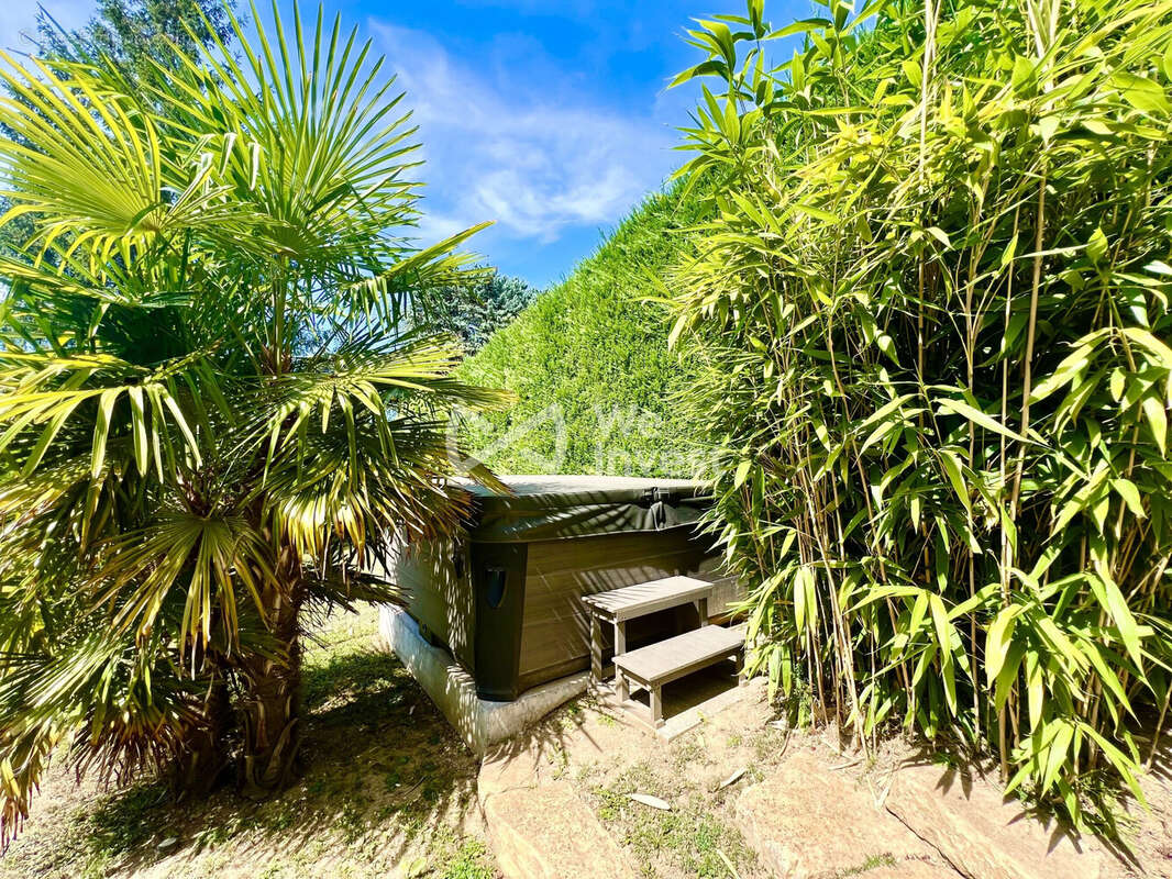 Appartement à LES COTES-D'AREY