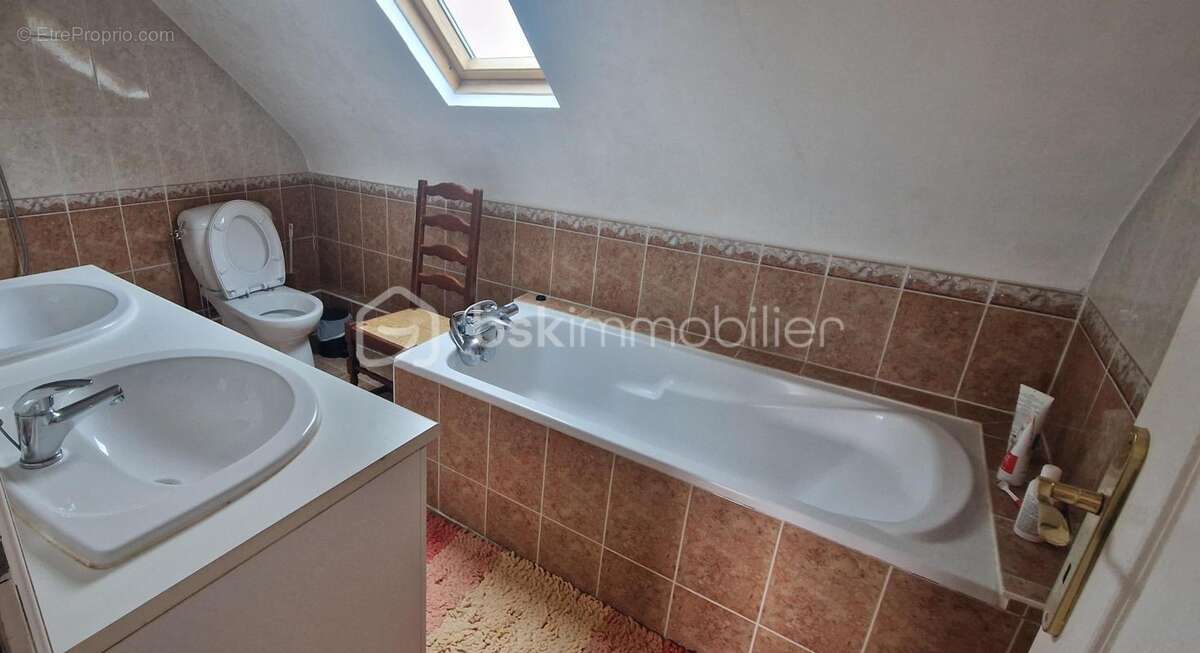 Maison à ERVAUVILLE