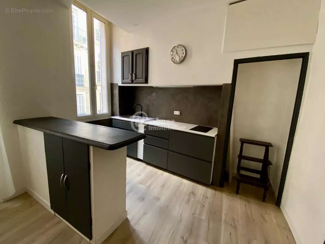 Appartement à MARSEILLE-6E