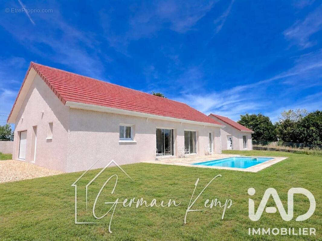 Photo 1 - Maison à LES ABRETS