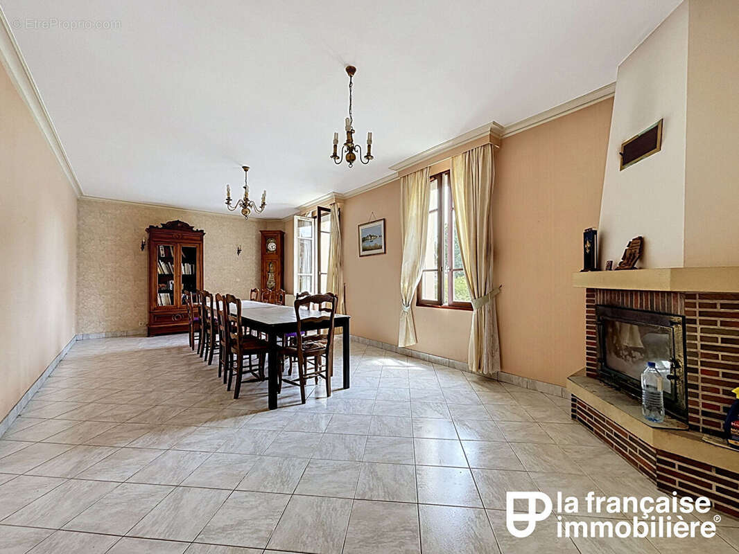 Maison 140 m² - 3 chambres - Sous-sol complet - Terrain +800 m² - Médréac - photo 3