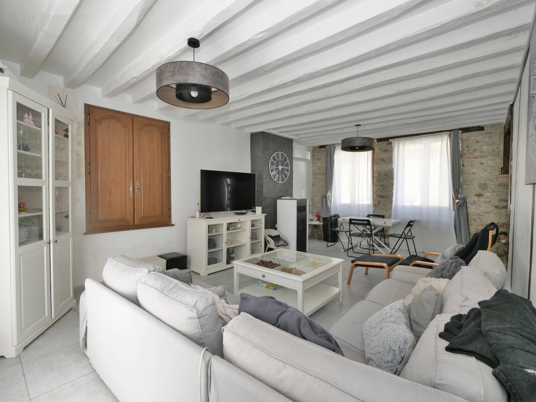 Maison à SIVRY-COURTRY