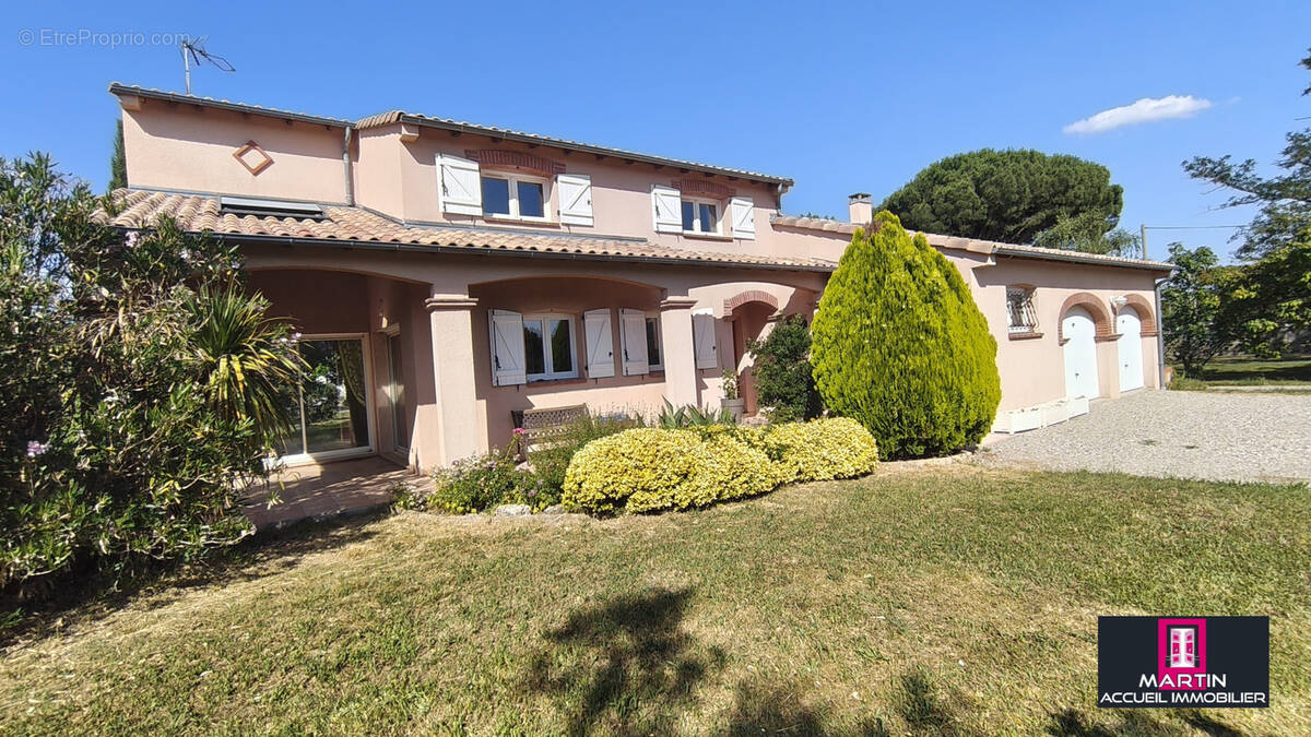 Maison à BRAX