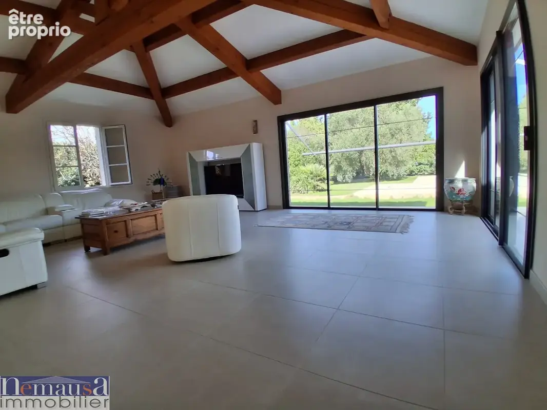 Tarascon, villa de 209m2 sur une parcelle de 2698m2 avec piscine - photo 33