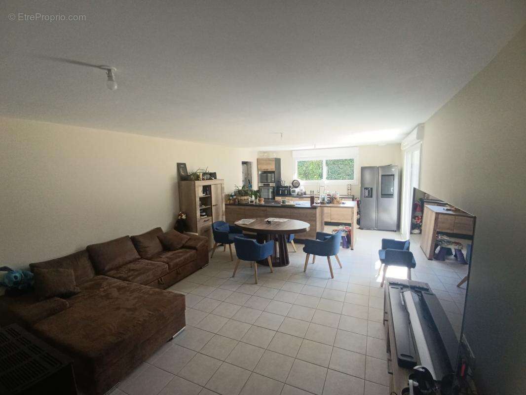 Maison à COULANS-SUR-GEE