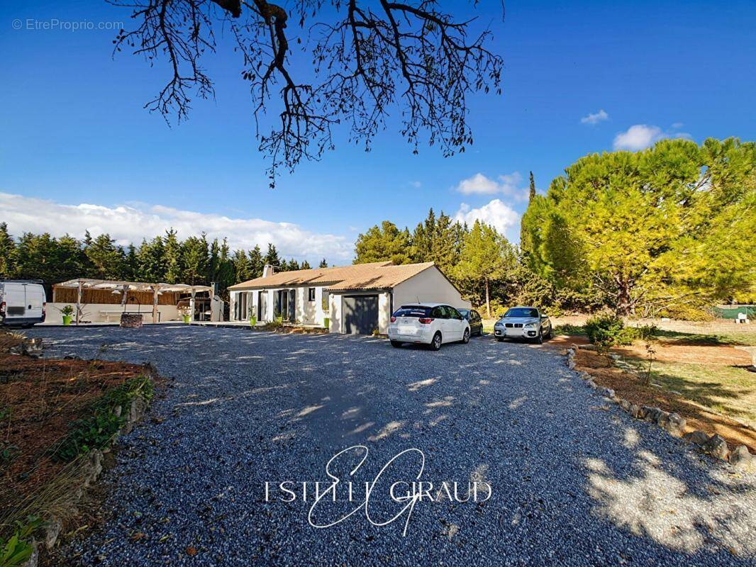 Maison à AIGUES-VIVES