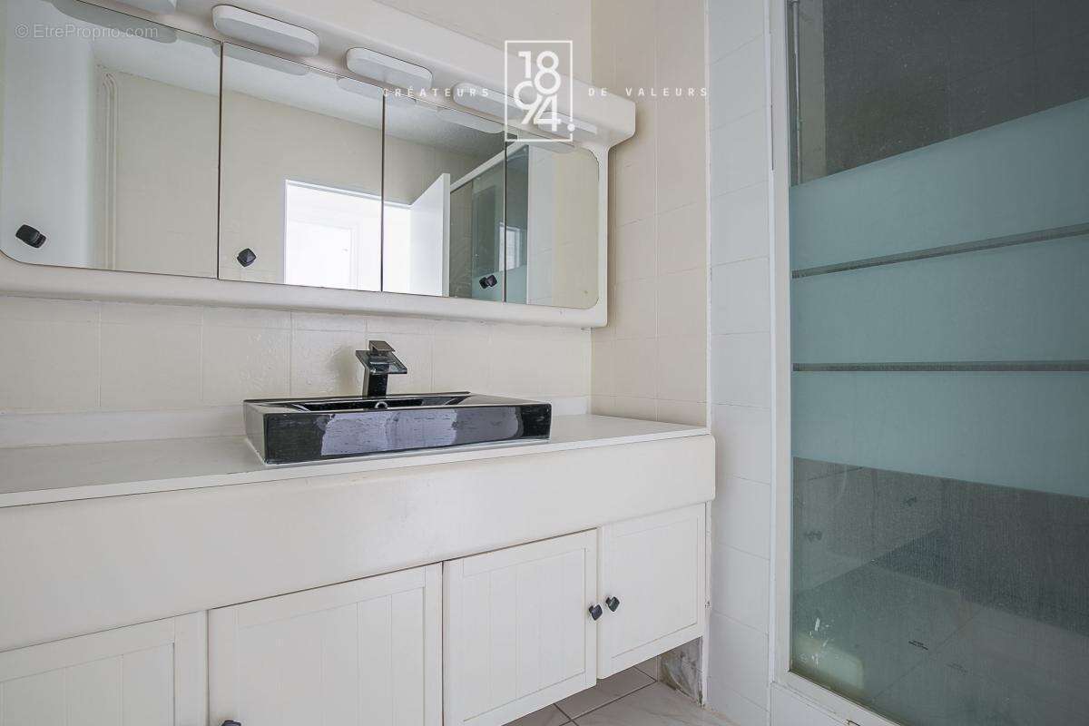 Appartement à MARSEILLE-11E