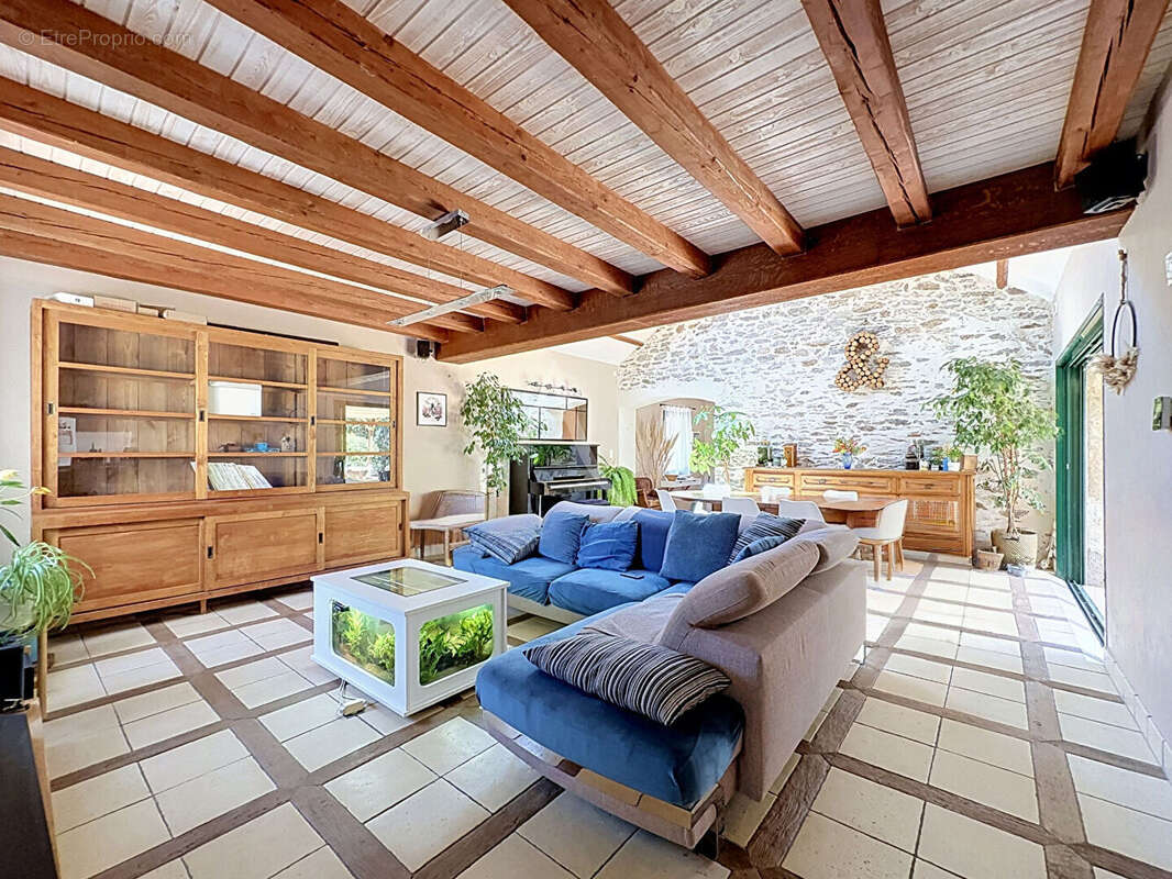 SAINT MARS DU DESERT Maison Familiale 162 m² (4 chambres) - photo 4