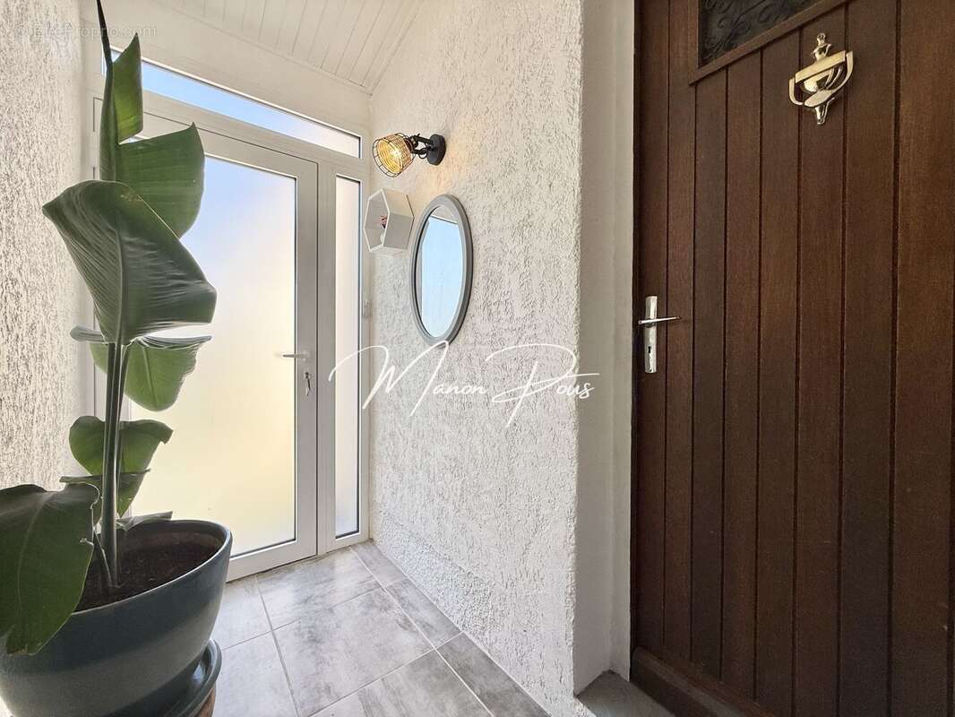 Maison à SAINT-ESTEVE