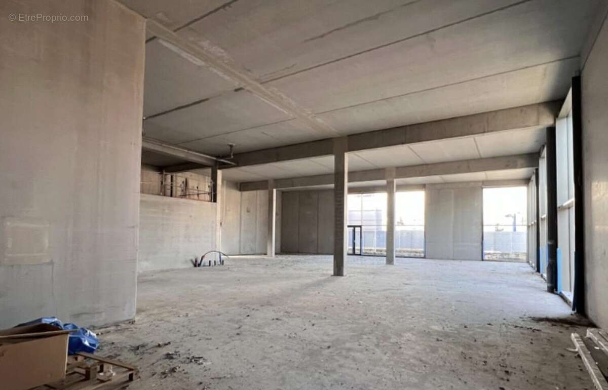 Commerce à VILLENEUVE-D'ASCQ