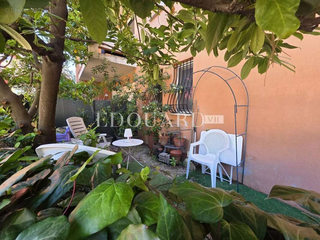 Appartement à ROQUEBRUNE-CAP-MARTIN