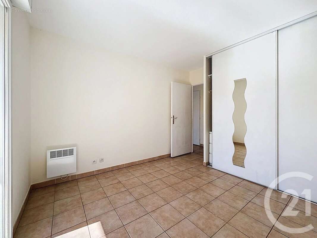 Appartement à MOUGINS